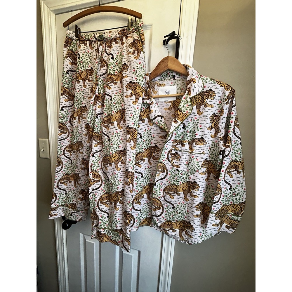 $168 Printfresh 2 piece set - 100% Cotton Leopard Long Sleeve Pajama Set Small